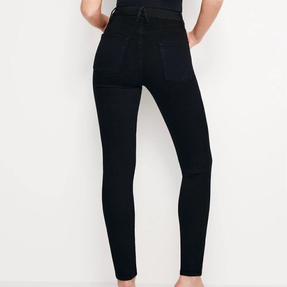 Good American Good Legs Skinny Jeans Black - Picture 3 of 8